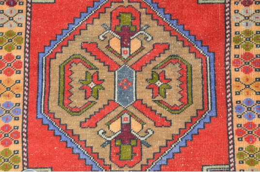 Handmade Turkish Anatolian Vintage Rug For Home Decor 5'8,9" X 3'4,6"