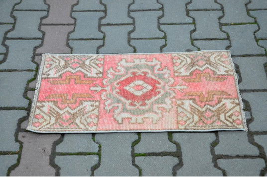 Vintage Handmade Turkish Small Area Rug Doormat For Home Decor 2'7,5" X 1'4,1"