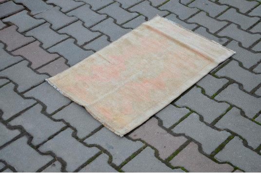 Vintage Handmade Turkish Small Area Rug Doormat For Home Decor 2'7,1" X 1'7,7"