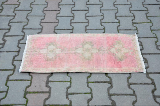 Turkish Handmade Vintage Small Area Rug Doormat For Home Decor 2'11" X 1'5,7"