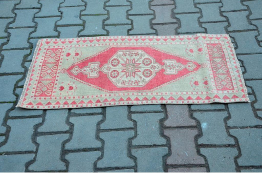 Handmade Turkish Vintage Small Area Rug Doormat For Home Decor 3'5,7" X 1'8,9"