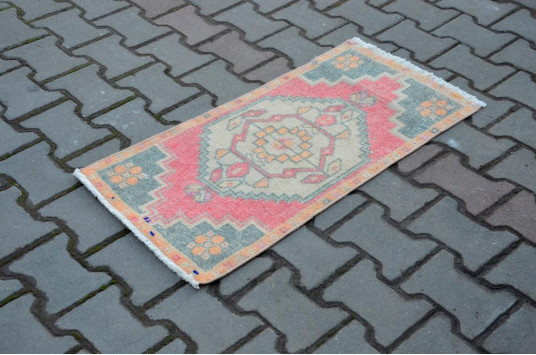 Vintage Handmade Turkish Small Area Rug Doormat For Home Decor 3'0,6" X 1'6,1"