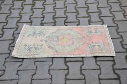 Vintage Handmade Turkish Small Area Rug Doormat For Home Decor 3'1,4" X 1'7,3"