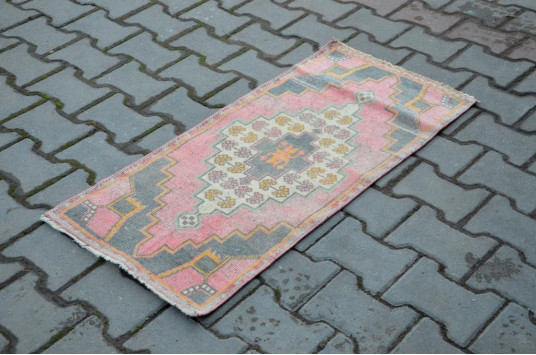 Turkish Handmade Vintage Small Area Rug Doormat For Home Decor 3'4,6" X 1'7,3"