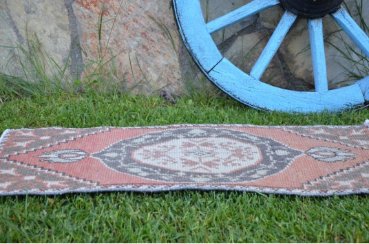 Unique Turkish Vintage Small Area Rug Doormat For Home Decor 2'11,4" X 1'5,7"