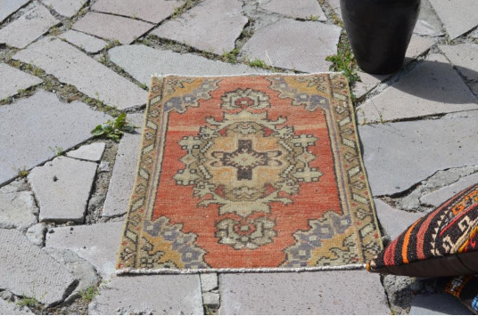 Turkish Handmade Vintage Small Area Rug Doormat For Home Decor 2'5,9" X 1'7,3"