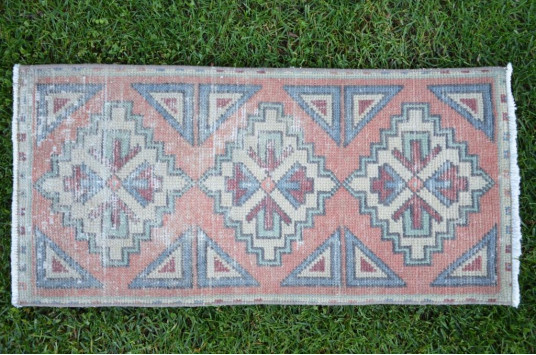 Vintage Handmade Turkish Small Area Rug Doormat For Home Decor 3'0,2" X 1'5,3"