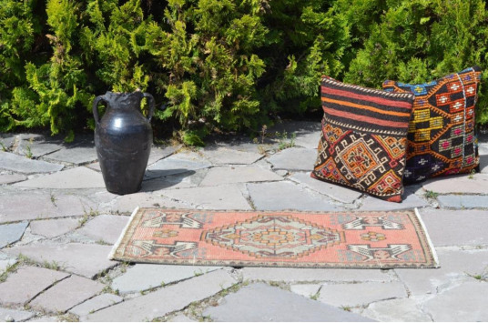Vintage Handmade Turkish Small Area Rug Doormat For Home Decor 3'0,2" X 1'6,9"