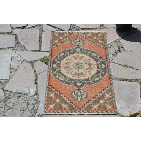 Hand Knotted Turkish Vintage Small Area Rug Doormat For Home Decor 2'10,3" X 1'5,3"
