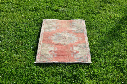 Unique Turkish Vintage Small Area Rug Doormat For Home Decor 2'10,6" X 1'6,5"