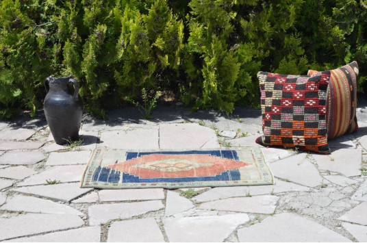 Vintage Handmade Turkish Small Area Rug Doormat For Home Decor 2'8,7" X 1'9,7"