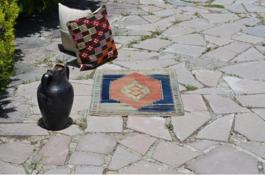 Vintage Handmade Turkish Small Area Rug Doormat For Home Decor 2'8,7" X 1'9,7"