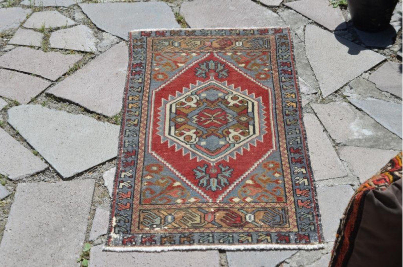 Unique Turkish Vintage Small Area Rug Doormat For Home Decor 3'3,8" X 1'8,1"