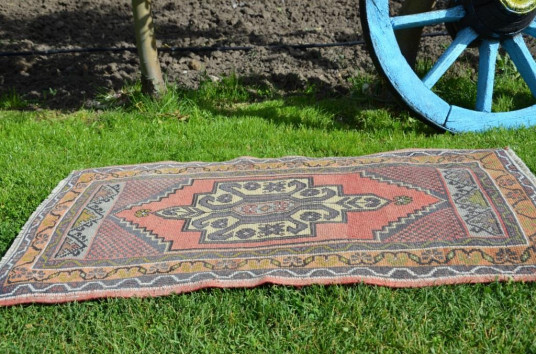 Unique Turkish Vintage Small Area Rug Doormat For Home Decor 3'6,5" X 1'10,8"