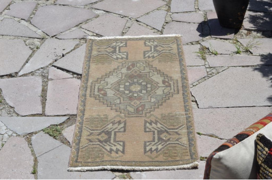 Vintage Handmade Turkish Small Area Rug Doormat For Home Decor 3'3" X 1'6,5"