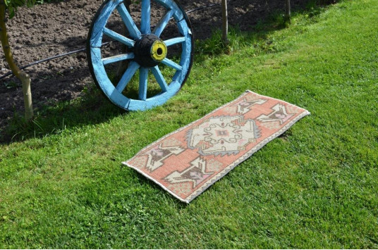 Turkish Handmade Vintage Small Area Rug Doormat For Home Decor 3'1" X 1'4,9"
