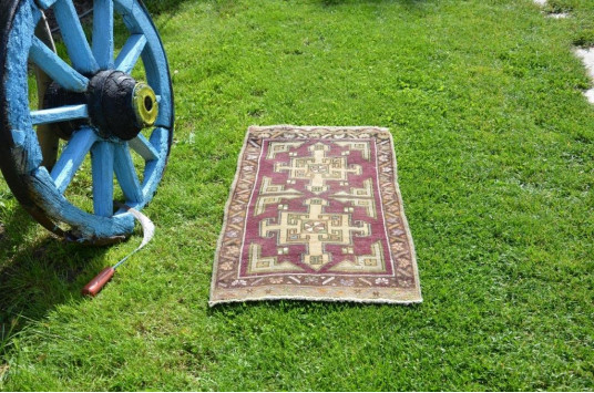 Unique Turkish Vintage Small Area Rug Doormat For Home Decor 2'11,4" X 1'7,7"