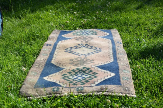 Unique Turkish Vintage Small Area Rug Doormat For Home Decor 2'11,4" X 1'6,5"