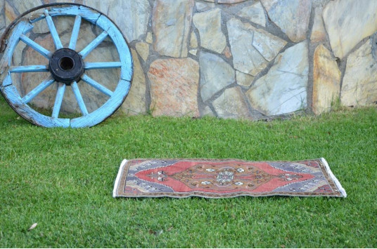 Unique Turkish Vintage Small Area Rug Doormat For Home Decor 3'1,4" X 1'7,3"
