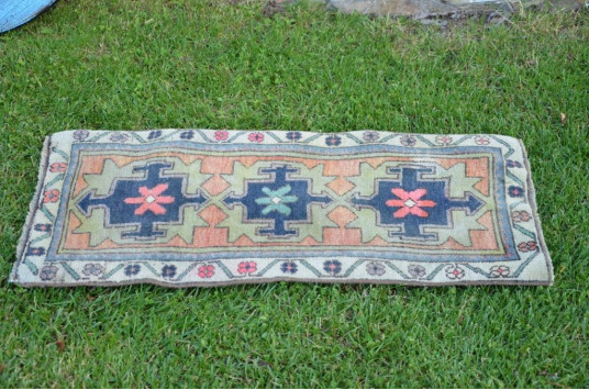 Natural Turkish Vintage Small Area Rug Doormat For Home Decor 3'0,2" X 1'6,5"