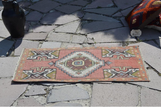 Vintage Handmade Turkish Small Area Rug Doormat For Home Decor 3'0,6" X 1'8,5"
