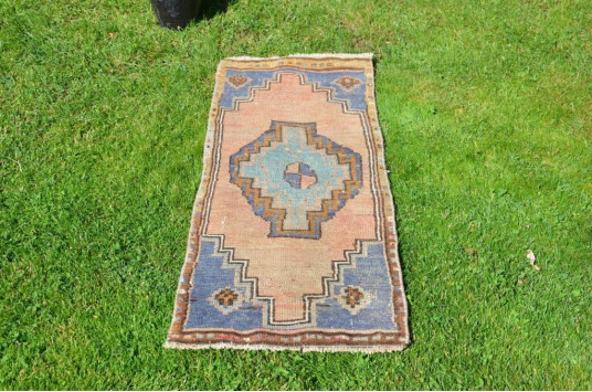 Unique Turkish Vintage Small Area Rug Doormat For Home Decor 3'8,1" X 1'5,7"