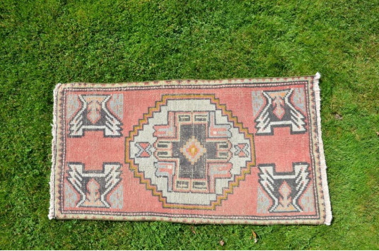 Turkish Handmade Vintage Small Area Rug Doormat For Home Decor 3'4,9" X 1'9,3"
