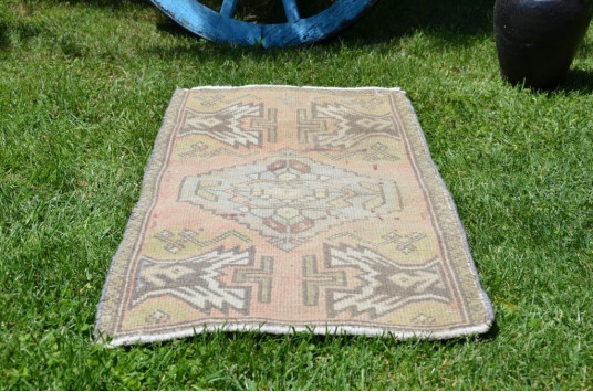 Vintage Handmade Turkish Small Area Rug Doormat For Home Decor 3'3" X 1'8,5"