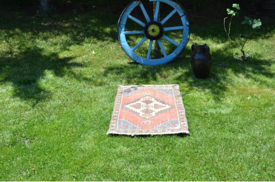 Turkish Handmade Vintage Small Area Rug Doormat For Home Decor 3'2,2" X 1'9,7"