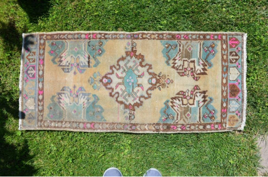 Turkish Handmade Vintage Small Area Rug Doormat For Home Decor 3'6,1" X 1'6,9"