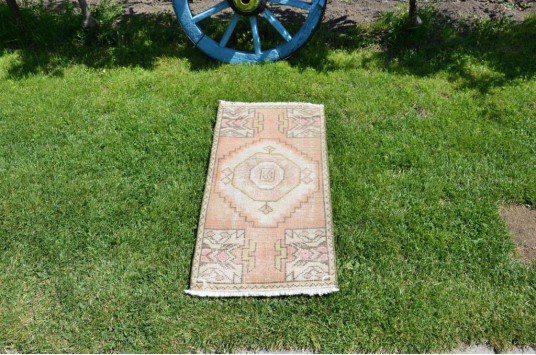 Turkish Handmade Vintage Small Area Rug Doormat For Home Decor 3'0,2" X 1'5,7"