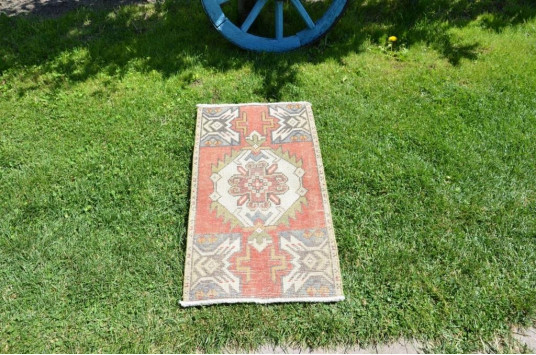 Natural Turkish Vintage Small Area Rug Doormat For Home Decor 2'10,6" X 1'5,7"