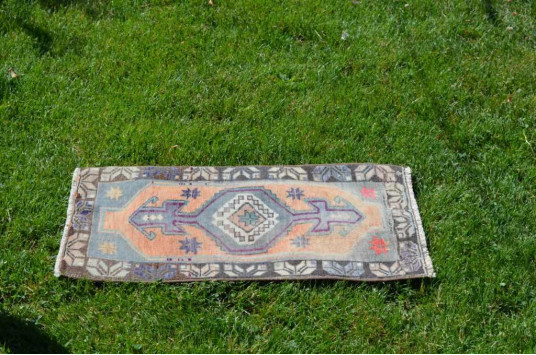 Unique Turkish Vintage Small Area Rug Doormat For Home Decor 2'10,3" X 1'7,3"