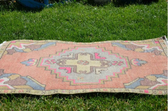 Vintage Handmade Turkish Small Area Rug Doormat For Home Decor 2'11,4" X 1'8,1"
