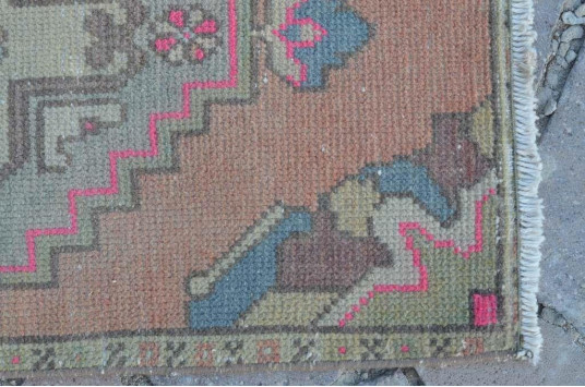 Turkish Handmade Vintage Small Area Rug Doormat For Home Decor 2'8,3" X 1'7,7"