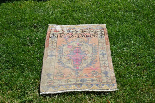 Unique Turkish Vintage Small Area Rug Doormat For Home Decor 2'6,3" X 1'11,2"