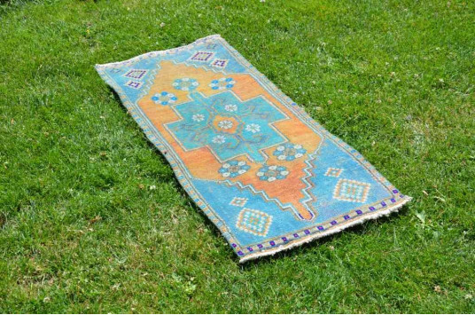 Unique Turkish Vintage Small Area Rug Doormat For Home Decor 3'8,5" X 1'7,7"