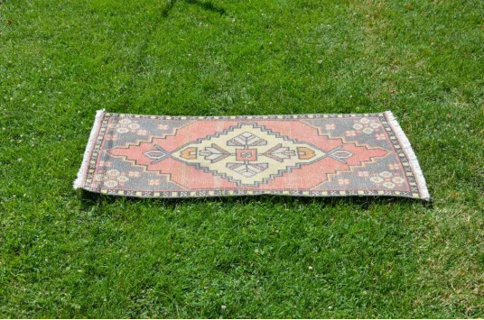 Natural Turkish Vintage Small Area Rug Doormat For Home Decor 3'2,2" X 1'6,5"