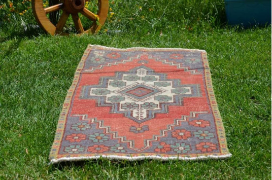 Vintage Handmade Turkish Small Area Rug Doormat For Home Decor 3'4,9" X 1'7,7"