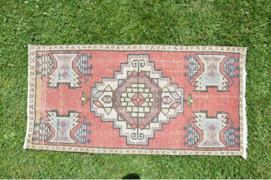 Natural Turkish Vintage Small Area Rug Doormat For Home Decor 2'11" X 1'5,7"