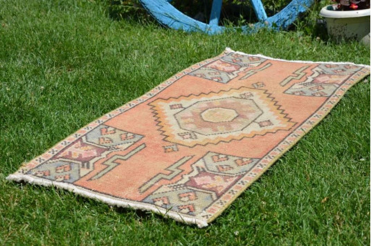 Turkish Handmade Vintage Small Area Rug Doormat For Home Decor 3'1,4" X 1'6,1"