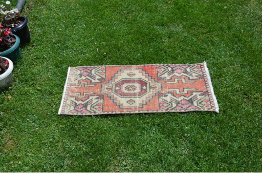 Turkish Handmade Vintage Small Area Rug Doormat For Home Decor 2'6,7" X 1'3"