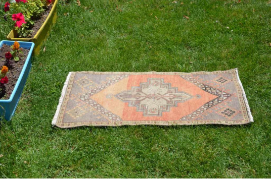 Unique Turkish Vintage Small Area Rug Doormat For Home Decor 3'1,4" X 1'4,1"