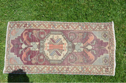 Unique Turkish Vintage Small Area Rug Doormat For Home Decor 3'3,8" X 1'6,1"