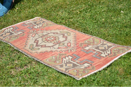 Vintage Handmade Turkish Small Area Rug Doormat For Home Decor 3'2,6" X 1'5,7"