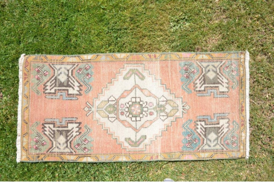 Turkish Handmade Vintage Small Area Rug Doormat For Home Decor 3'3,4" X 1'5,7"