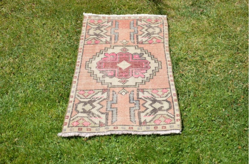 Turkish Handmade Vintage Small Area Rug Doormat For Home Decor 3'1" X 1'6,9"