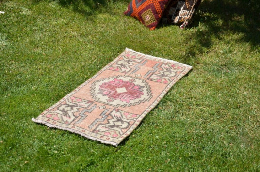 Turkish Handmade Vintage Small Area Rug Doormat For Home Decor 3'1" X 1'6,9"