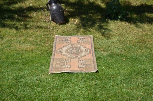 Vintage Handmade Turkish Small Area Rug Doormat For Home Decor 3'2,2" X 1'6,1"