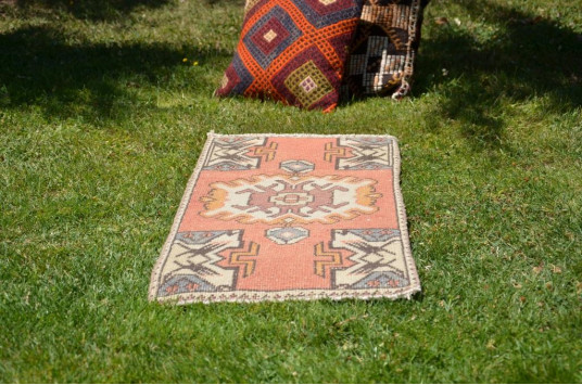 Natural Turkish Vintage Small Area Rug Doormat For Home Decor 3'0,6" X 1'5,7"